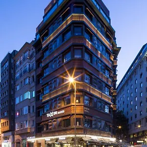 taxim-suites.istanbul-turkeyhotels.com/